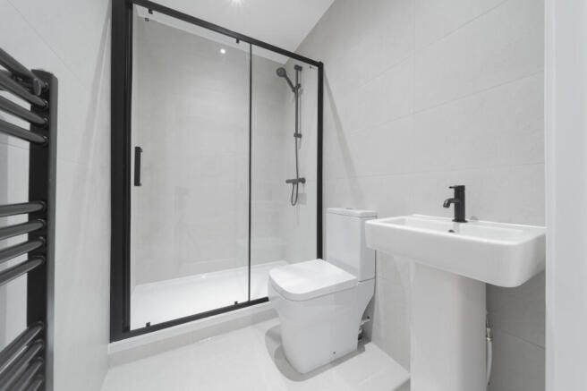 1 bed Apartment to rent Image 10