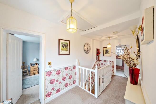 3 bed Semi-Detached for sale Image 11