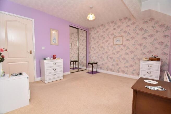 2 bed Retirement Property for sale Image 8