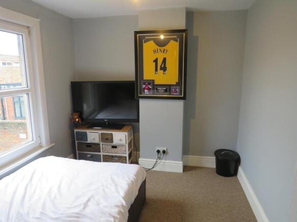 Photo 9