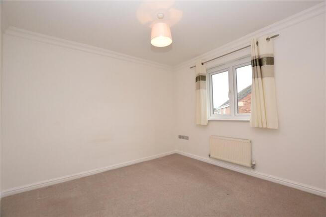 3 bed Town House to rent Image 5