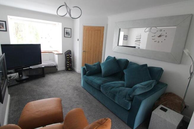 Lounge 2