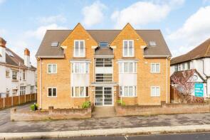 Flat 9, 123 Jasper Court, Station Road, Hendon, London NW4 4PF