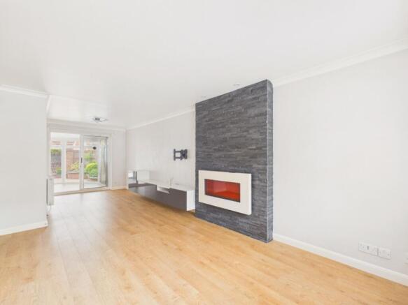3 bed Detached for sale Image 4