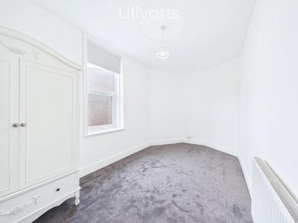 3 bed Maisonette to rent Image 12