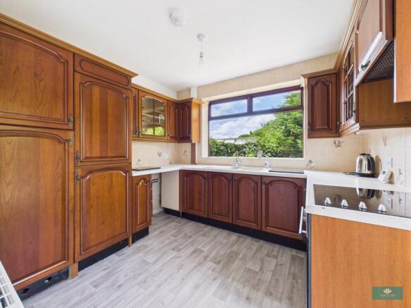 2 bed Bungalow for sale Image 4