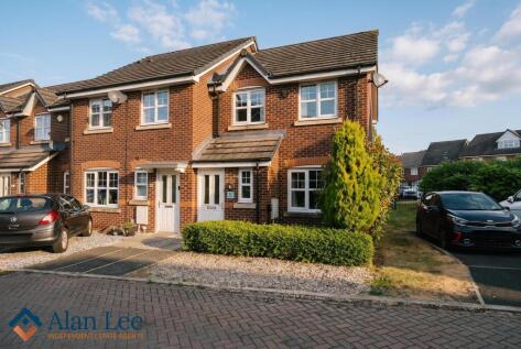 Heyden Close, Macclesfield, SK10 3GJ