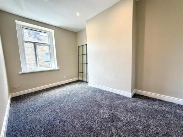 2 bed End of Terrace for sale Image 4