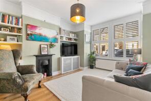 39, Balvernie Grove, London SW18 5RR