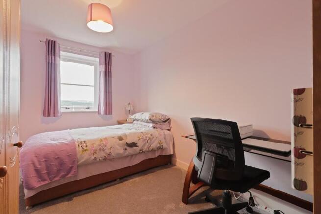 2 bed Flat for sale Image 12