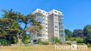 2, 1 Ashdown, Chine Crescent Road, Bournemouth BH2 5LJ