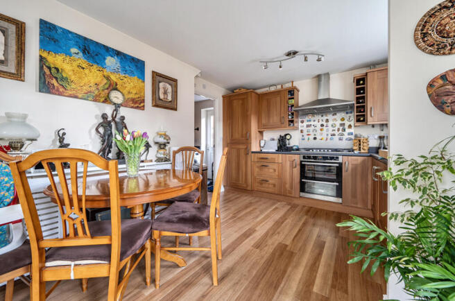 1410338-11-698f0f...