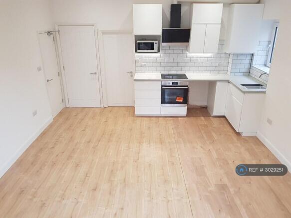 Kitchen w/Elec Oven, Induction Hob, Extractor