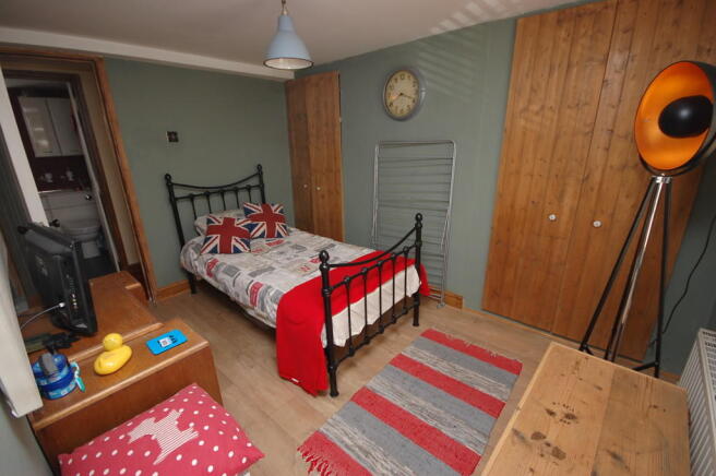 Photo 9