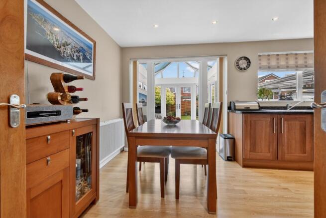 3 bed Detached for sale Image 4
