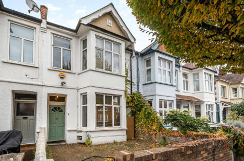 Aycliffe Road, Shepherd's Bush, W12