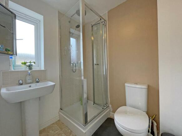 Bluebell Street 43 En Suite.jpg