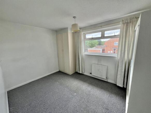 Kintyre Close Darlington, DL1 3RA photo 4
