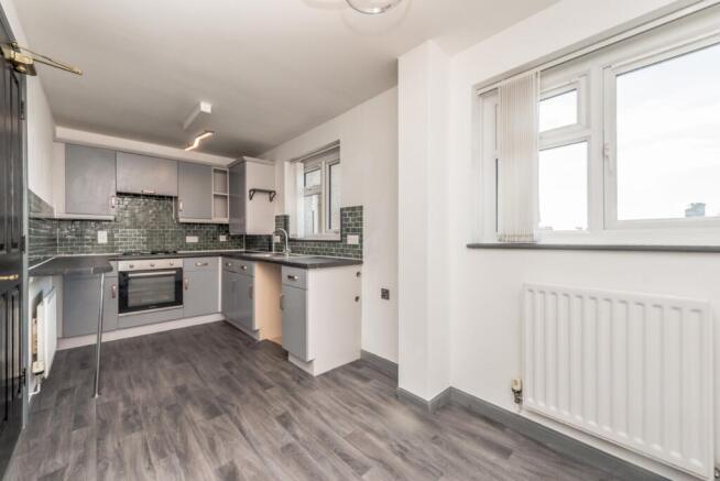 Tyersal Lane, Tyersal, Bradford, West Yorkshire, BD4 photo 4