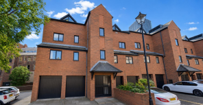41, Blackfriars Court, Newcastle Upon Tyne NE1 4XB