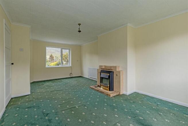 The Crescent, Bradwell, Hope Valley photo 5
