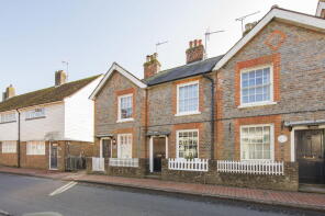 2, Rose Cottages, High Street, Etchingham TN19 7EY