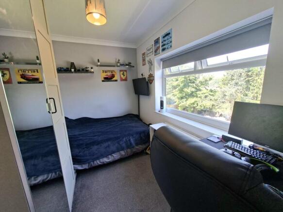 4 bed Detached for sale Image 12