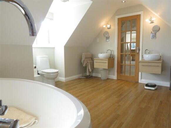 En suite bathroom