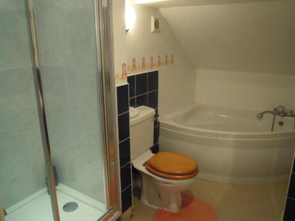 Ensuite Bathroom