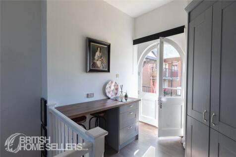 Woodberry Way, Walton on the Naze, Essex, CO14