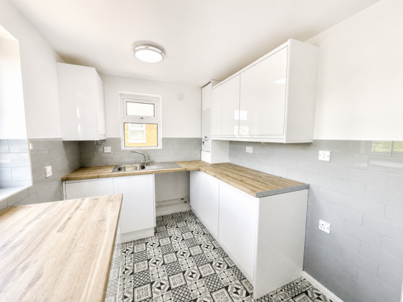 Kitchen 1-2