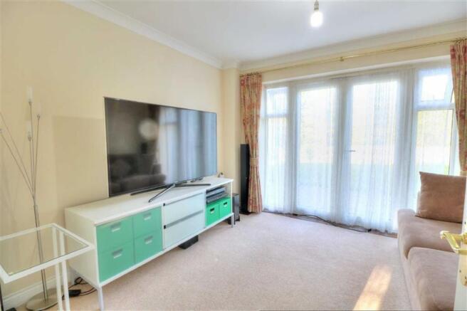 Dining Room: