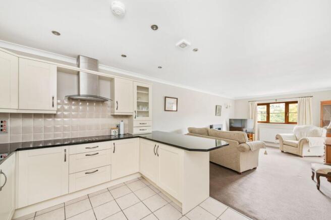 OPEN PLAN DINING KITCHEN