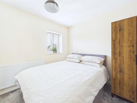 2 bed Semi-Detached for sale Image 7