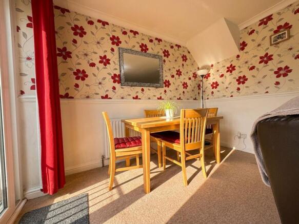 3 bed Semi-Detached for sale Image 5