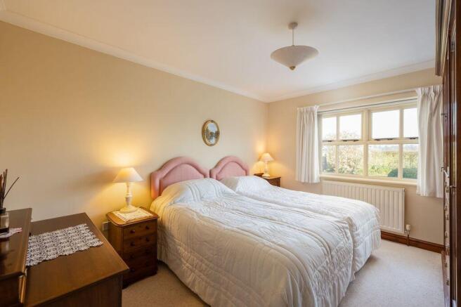 3 bed Detached Bungalow for sale Image 10