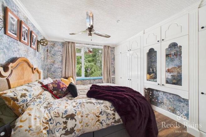 3 bed Semi-Detached for sale Image 7