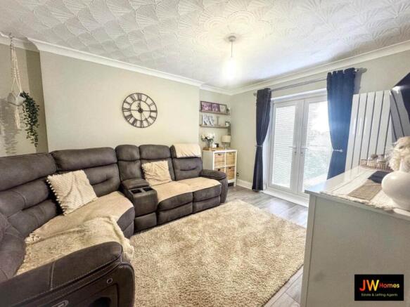 Coed Bychan Crescent, , Llanharan photo 4