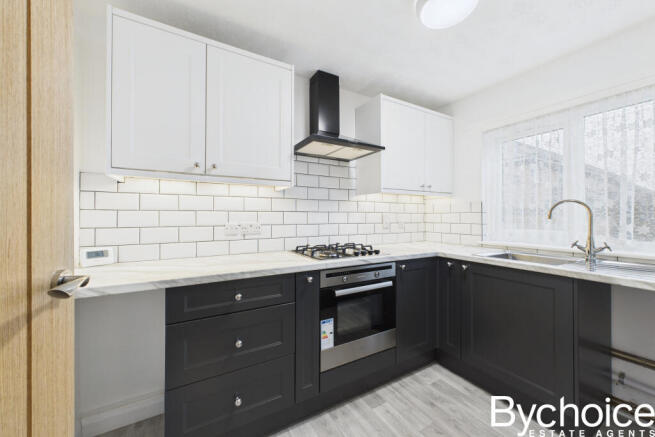 CAM05454G0-PR0099-STILL004