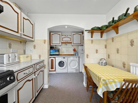 Honeycomb Close, Narborough. photo 4