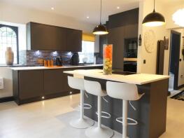 1 Flat 4, Rombald Grange, Crossbeck Road, Ilkley LS29 9JL