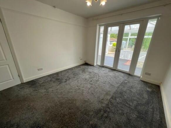 2 bed Semi-Detached Bungalow for sale Image 6