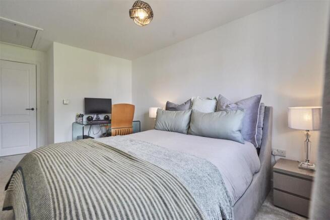 Bedroom2-003.jpg