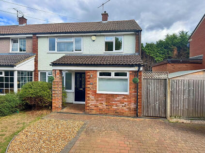 Horn Road, Farnborough, GU14 8RW