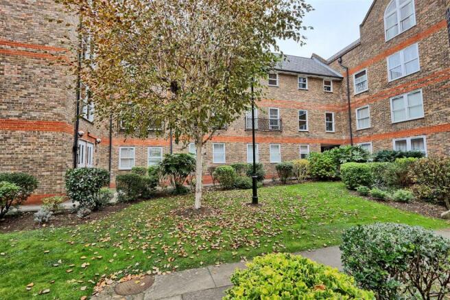 COMMUNAL GARDENS