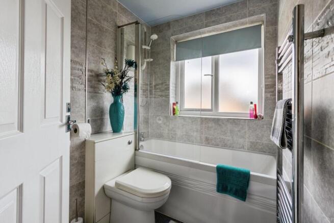 3 bed Town House for sale Image 10
