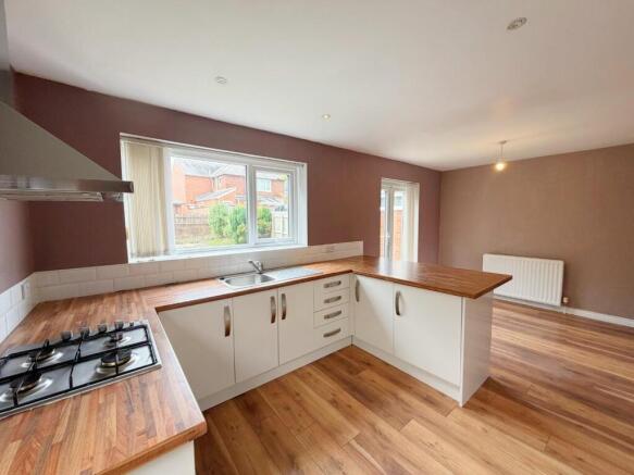Elm Avenue, Sedgefield, Stockton-On-Tees photo 4