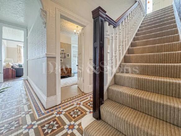 Dewsland Park Road, Newport. NP20 4EF photo 4