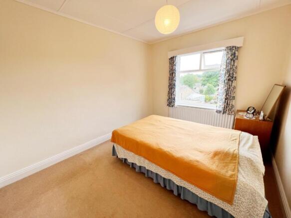 Bedroom 2 pic 1.jpg