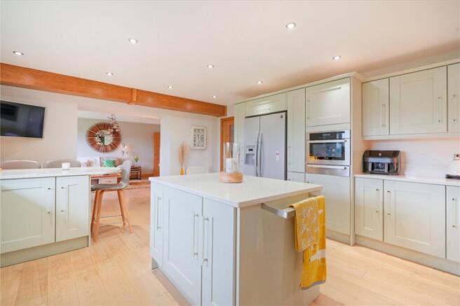 4 bed Barn Conversion for sale Image 6